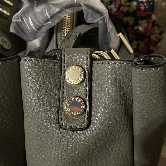 Olive Green Steve Madden Purse 👜 & Small Bag - Picture 12 of 12
